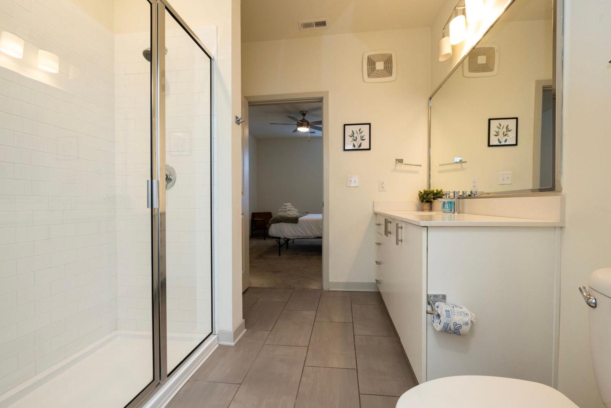 Modern Nulu 2Br Cozysuites 01 Louisville Exterior foto